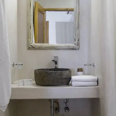 One Bdr Villa-sleeps 4-hot Tub-sea View-parking Βίλα *