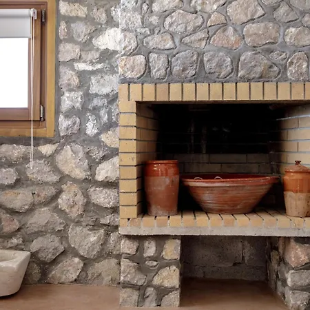 One Bdr Villa-sleeps 4-hot Tub-sea View-parking *